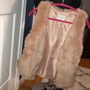 Fur vest